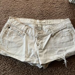 Abercrombie and Fitch white/cream Jean shorts size 2